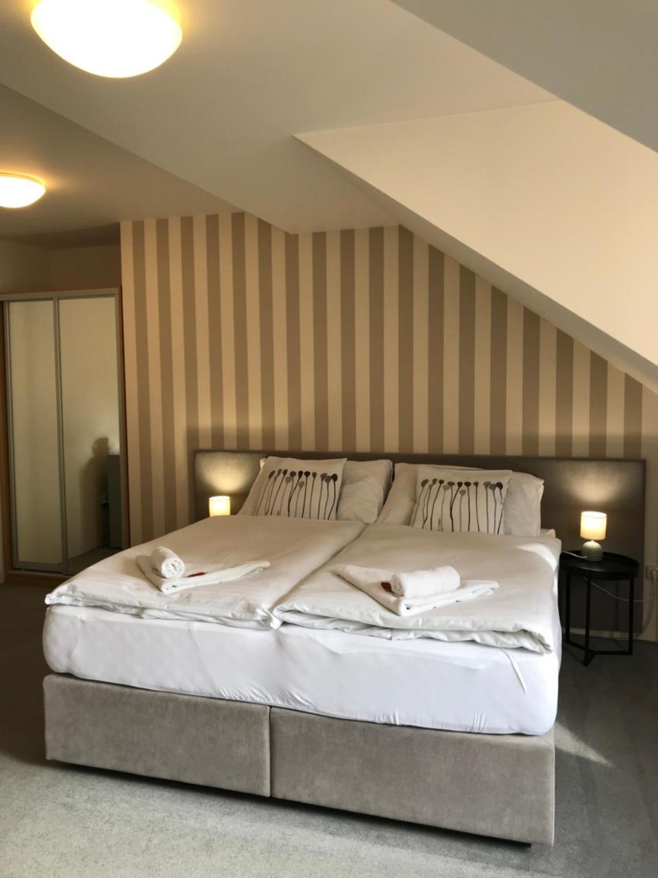 Rozmaryn Hotel B&B Rakovník 외부 사진